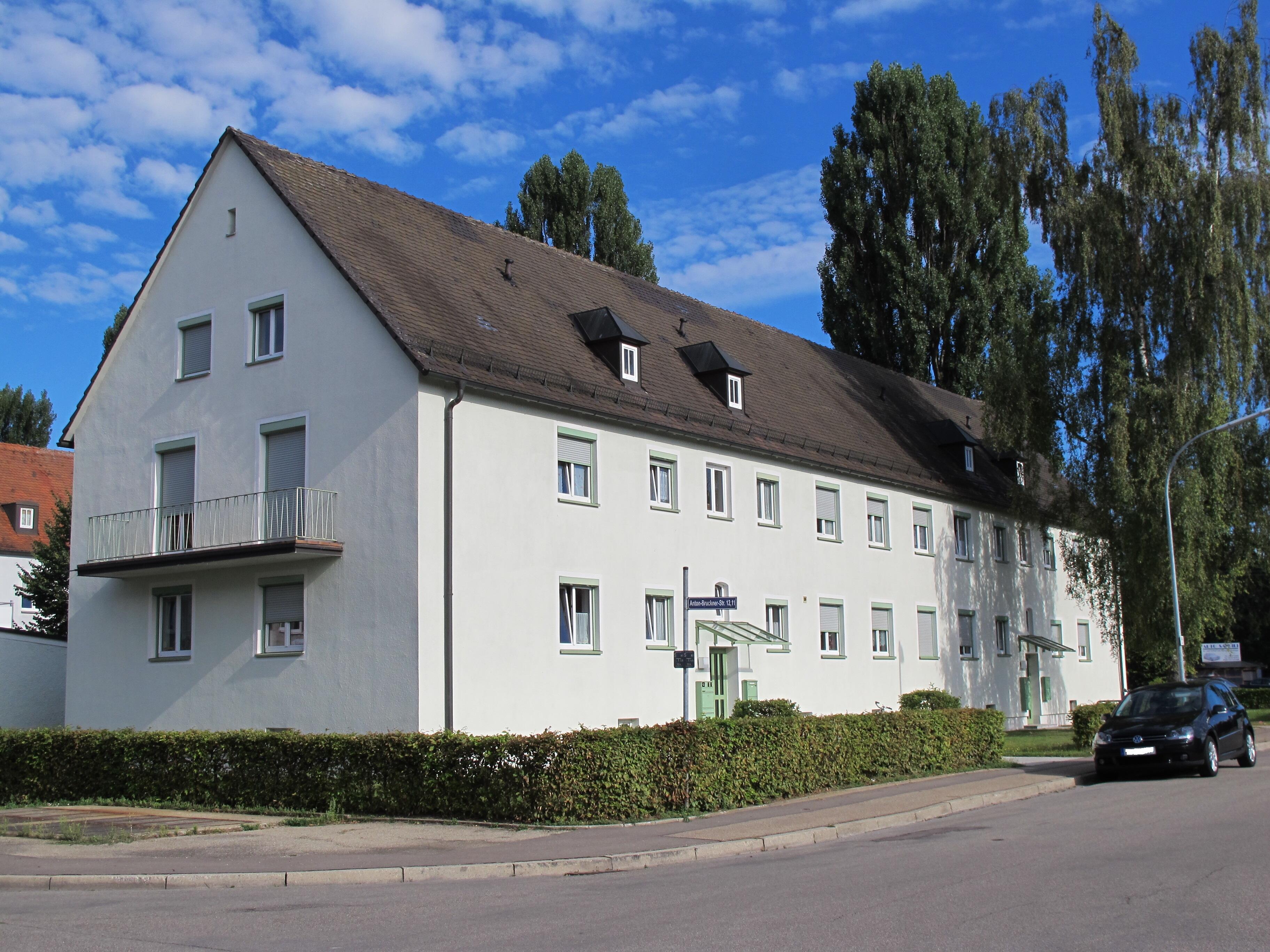anton-bruckner-strasse-11-12